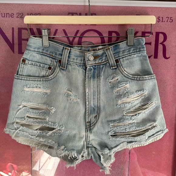 LEVIS 501 SHORTS DISTRESSED - Picture 1 of 2